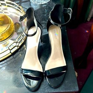 Black faux Patent Leather Nine West Sandals Size 9.5 M